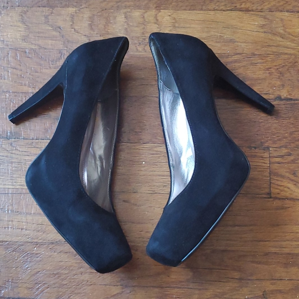 Calvin Klein Suede Pump